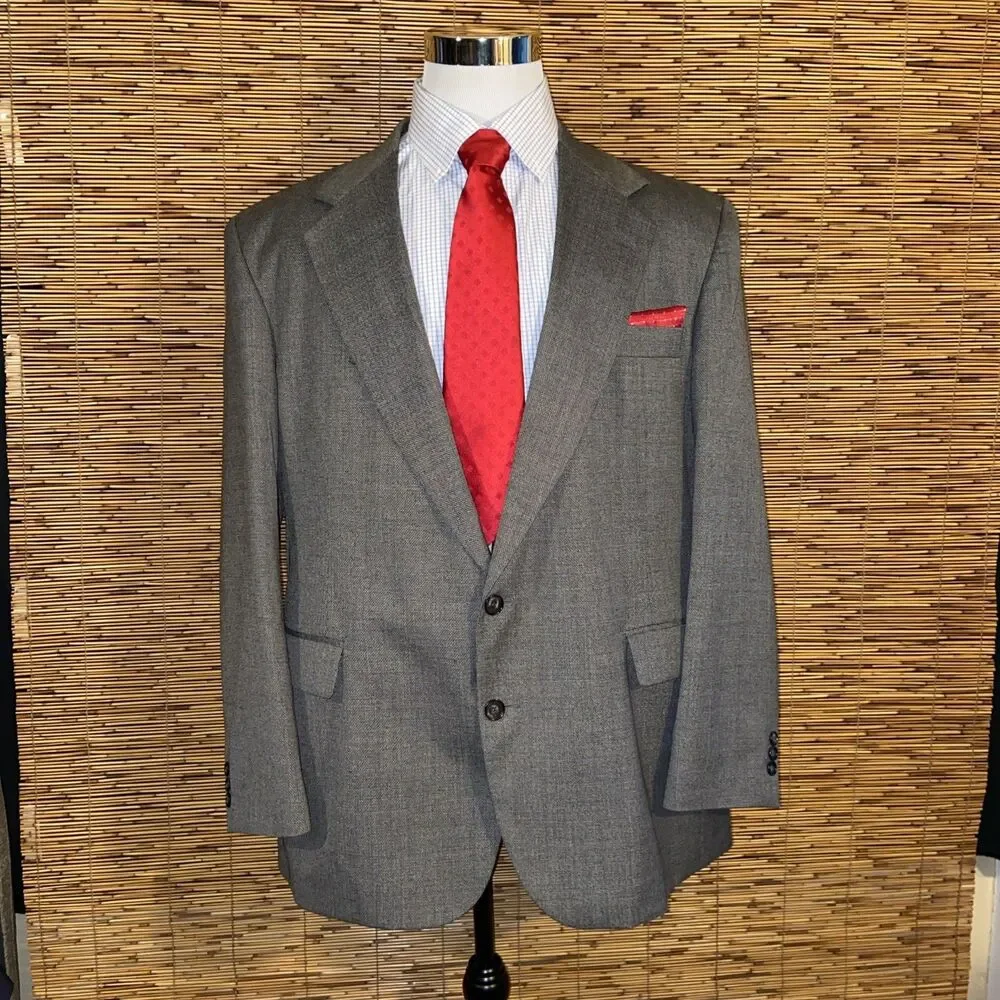 Vintage Classic 2 Piece Suit Men’s Size 46 Gray Jacket & Pants Made In USA
